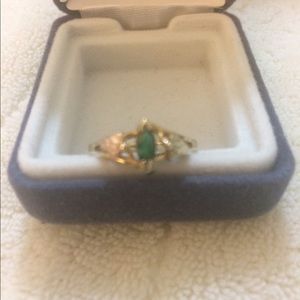 Black Hills Gold Ring W/Emerald